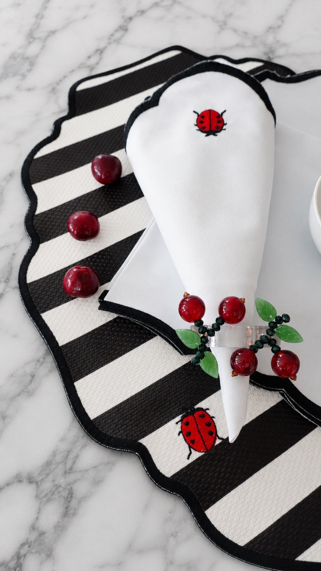 Lulu Beetle Placemats (Set of 2)